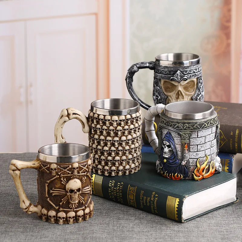 cute mugs with funny prints for gifts-Coolest Gothic Skull Resin Stainless Steel Beer Mug Dragon Knight Tankard Halloween Coffee Cup Christmas Tea Mug Pub Bar Decor